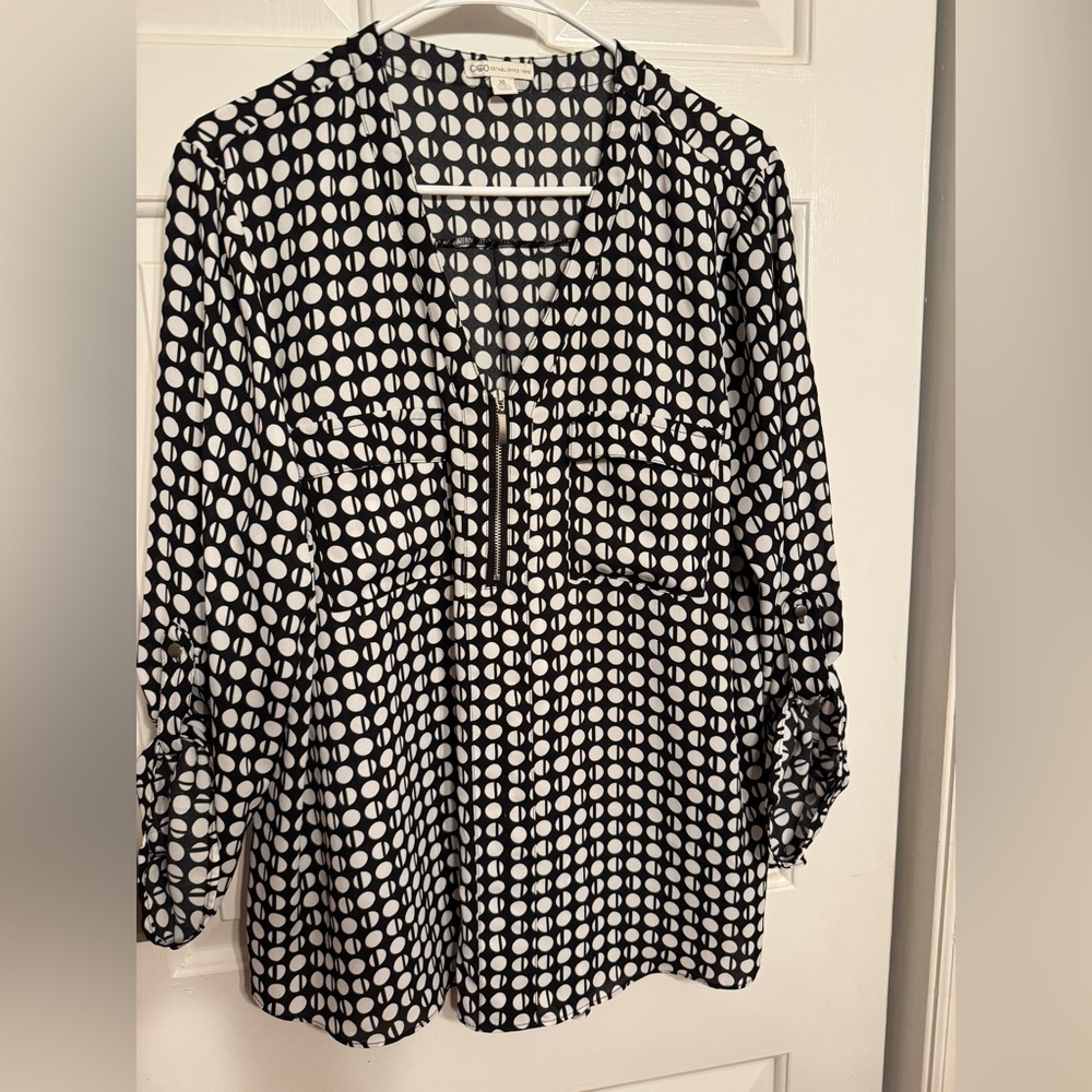 Cato Monochrome Circle Pattern Top